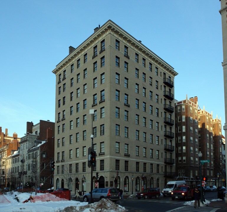 68 Beacon St in Boston, MA - Building Photo