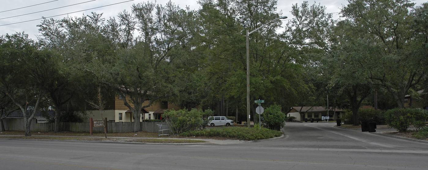 520-545 NE 21st Ln in Gainesville, FL - Building Photo