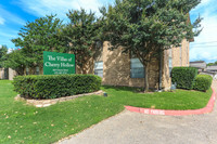 The Villas of Cherry Hollow in College Station, TX - Foto de edificio - Building Photo