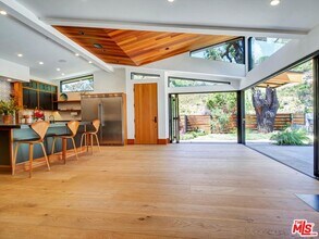 3404 Cloudcroft Dr in Malibu, CA - Building Photo - Building Photo