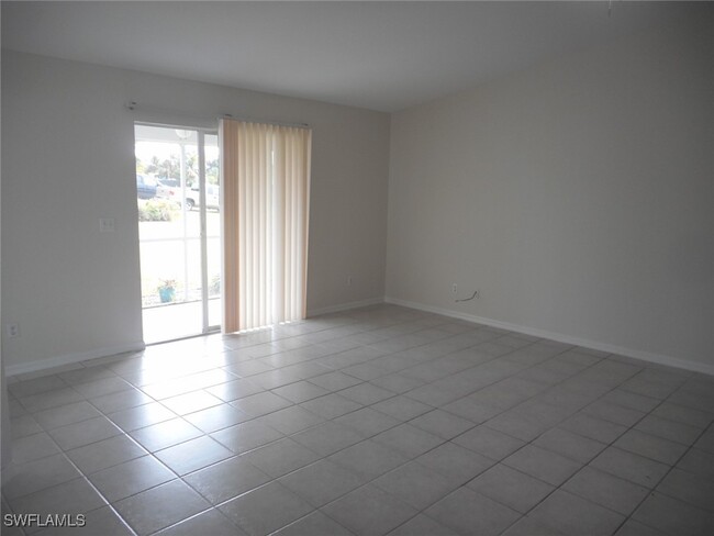 809 SE 5th Ave in Cape Coral, FL - Building Photo - Building Photo