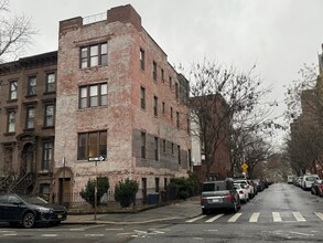 292 De Kalb Ave in Brooklyn, NY - Building Photo - Building Photo