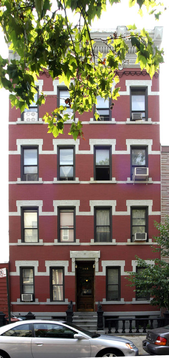 148 N 8th St in Brooklyn, NY - Foto de edificio