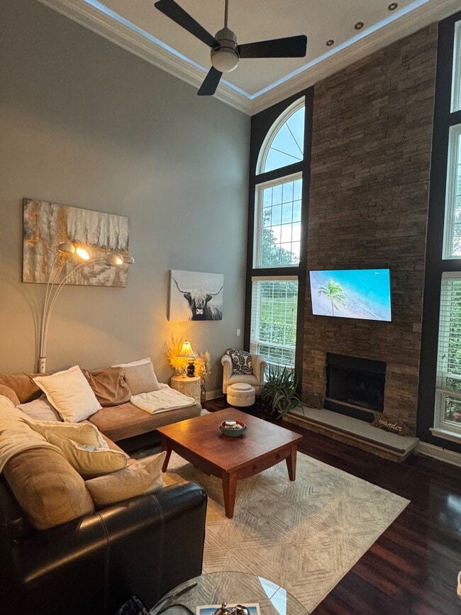 property at 155 Stirling Ln