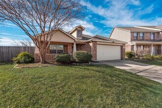 6069 Belmont Stakes Dr in Fort Worth, TX - Building Photo - Building Photo