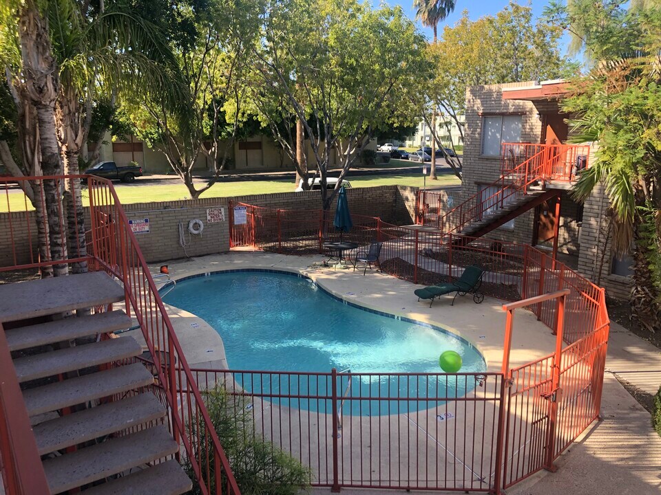 Palo Verde Apartments in Phoenix, AZ - Building Photo