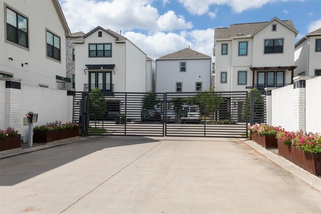 property at 1740 Ojeman Point Ln