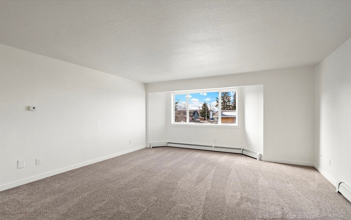 3921 Peterkin Ave, Unit Peterkin Ave Unit 4 in Anchorage, AK - Foto de edificio