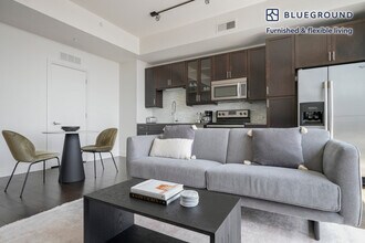 301 Brazos St, Unit SI FL9-ID192 in Austin, TX - Foto de edificio - Building Photo