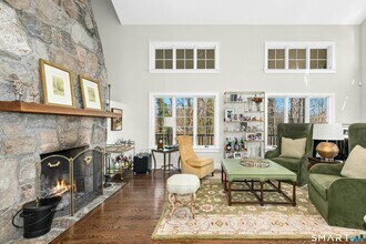 9 Dancing Bear Rd in Norwalk, CT - Building Photo - Building Photo