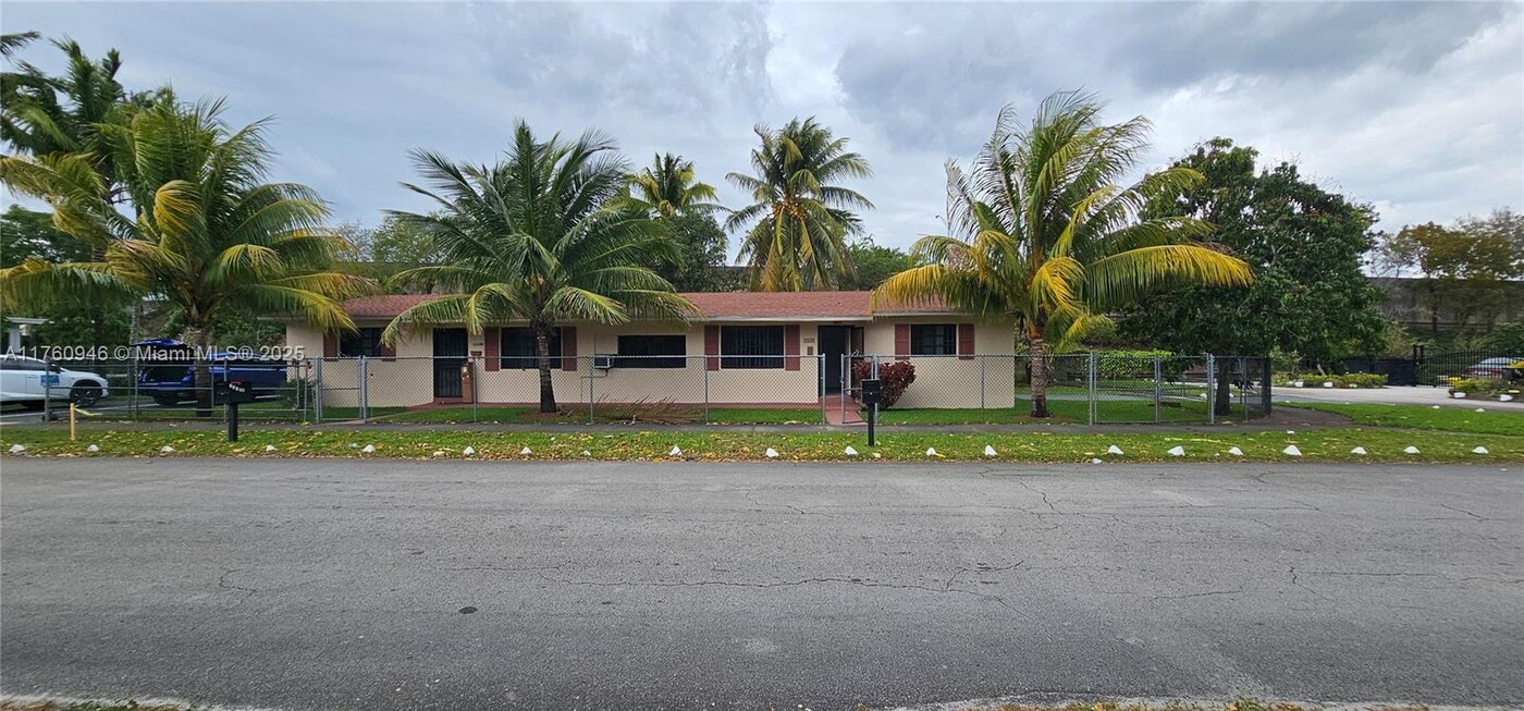 11120 NW 6th Ave in Miami Shores, FL - Building Photo