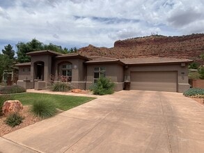 463 Deadwood Dr in Kanab, UT - Building Photo - Building Photo