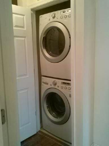 4224 Spruce St in Philadelphia, PA - Foto de edificio - Building Photo