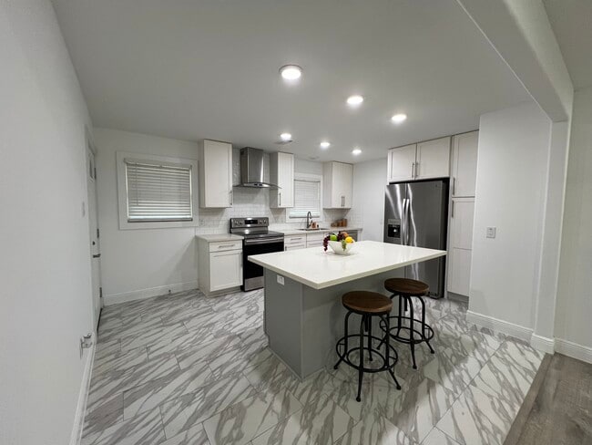 property at 828 1/2 Allston St