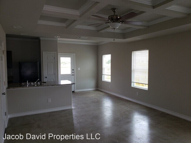 16914 Spirit Brook in Selma, TX - Building Photo - Building Photo