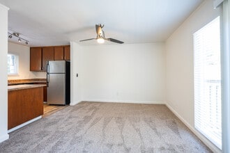 Cedarwood Apartments in Santa Rosa, CA - Building Photo - Interior Photo