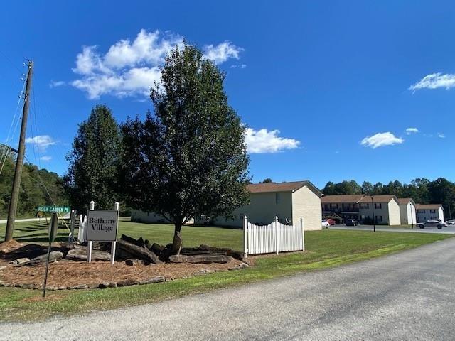 31 Rock Garden Pl in Dahlonega, GA - Foto de edificio - Building Photo