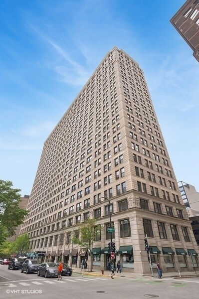 property at 600 S Dearborn St