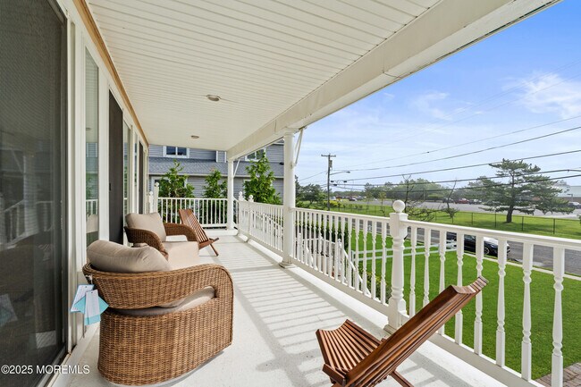 272 Ocean Blvd N in Long Branch, NJ - Building Photo - Building Photo