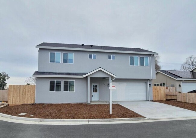 5436 Clint Pl in Sacramento, CA - Building Photo - Building Photo