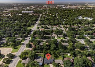 1709 Carlton St in Denton, TX - Building Photo - Building Photo