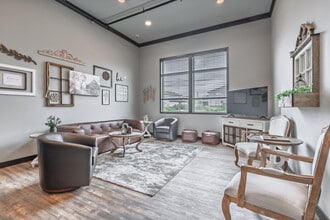 The Lofts in Mount Vernon, WA - Building Photo - Building Photo