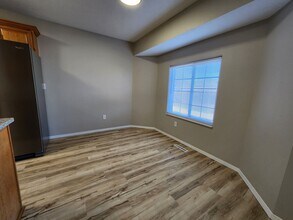 209 W Wade St in Republic, MO - Building Photo - Building Photo