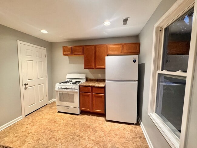 6417 22nd Ave in Kenosha, WI - Building Photo - Building Photo