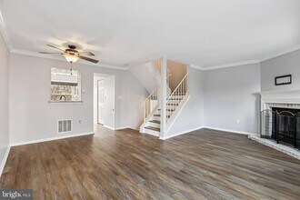 1305 Riverwood Way in Riviera Beach, MD - Building Photo - Building Photo