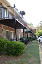 University Garden in Athens, GA - Building Photo - Building Photo