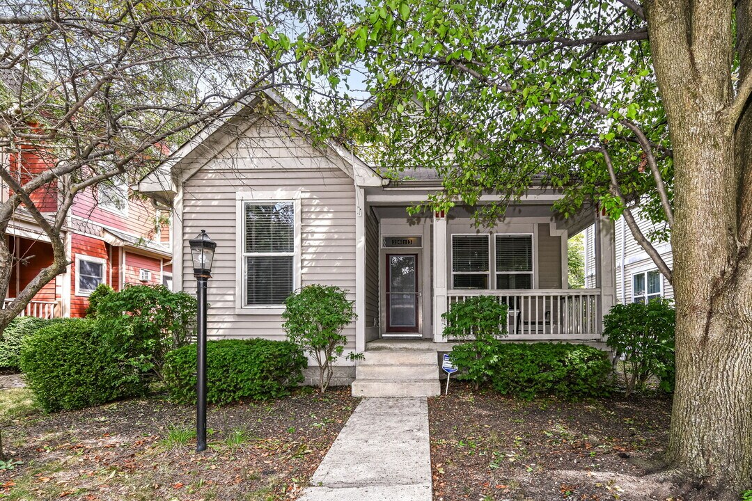 2413 N Delaware St in Indianapolis, IN - Building Photo