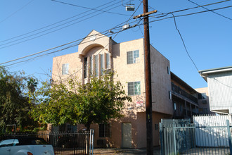 5515 Bonner Ave in North Hollywood, CA - Building Photo - Building Photo