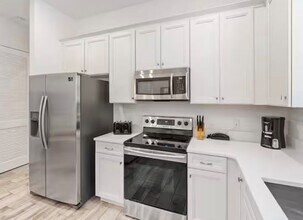 8092 Knee Deep Rd in Kissimmee, FL - Building Photo - Building Photo