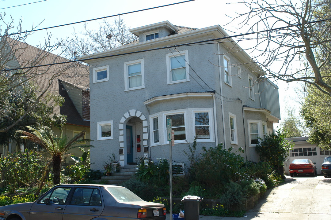 1816 Delaware St in Berkeley, CA - Building Photo