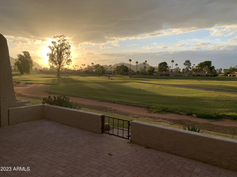 7344 N Vía Camello Del Norte in Scottsdale, AZ - Building Photo