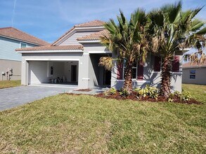 1166 Oak Bluff Dr in Davenport, FL - Building Photo - Building Photo