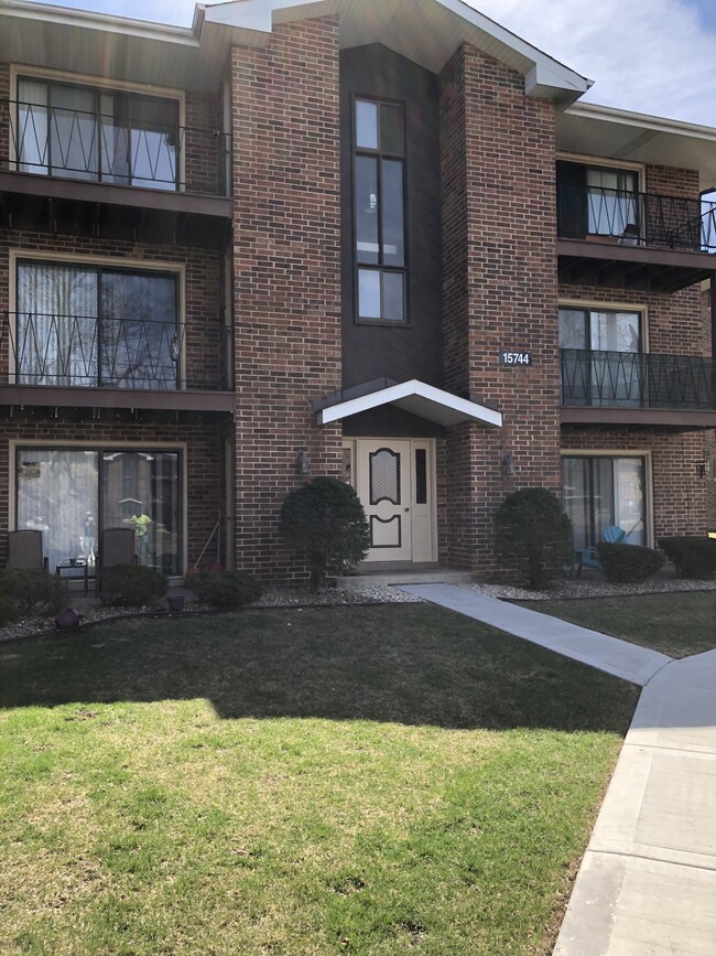 15740 Lake Dr, Unit 3BL