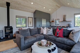 17 Lakewood Dr in Big Sky, MT - Building Photo - Building Photo