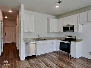 3265 Karen St in Fort Worth, TX - Foto de edificio - Building Photo