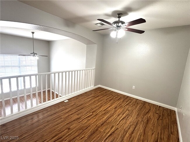 property at 2756 Fountain Vista Ln