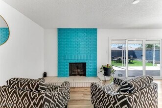 4765 Monterrey Ave in Las Vegas, NV - Building Photo - Building Photo