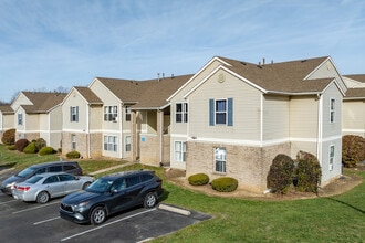 River Pointe Apartments in Columbus, OH - Building Photo - Primary Photo