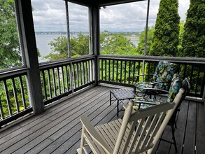 240 Narragansett Ave-Unit -Unit 1 in East Providence, RI - Building Photo - Building Photo