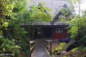 8476 S Tongass Hwy in Ketchikan, AK - Building Photo - Building Photo