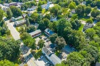 77 Rush Road in Henniker, NH - Building Photo - Building Photo