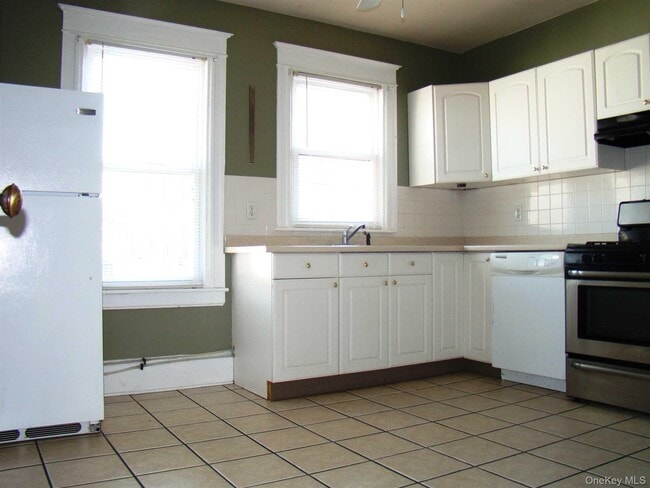 2 Worrall Ave in Poughkeepsie, NY - Building Photo - Building Photo