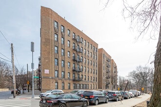 75 W Mosholu N in Bronx, NY - Building Photo - Building Photo