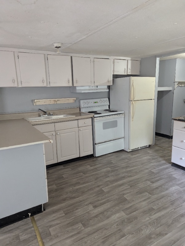 property at 10150 Sasser Ln