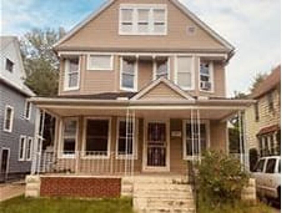 1337 E 84th St in Cleveland, OH - Building Photo