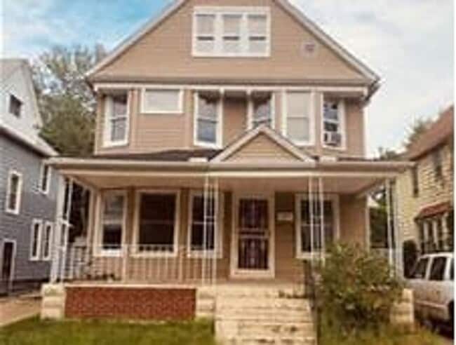 property at 1337 E 84th St
